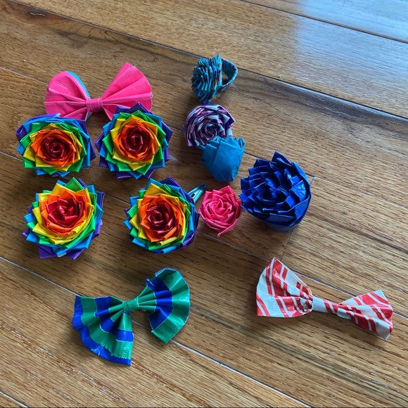 Lot of Assorted Duct Tape Accessories - Picture 2 of 4